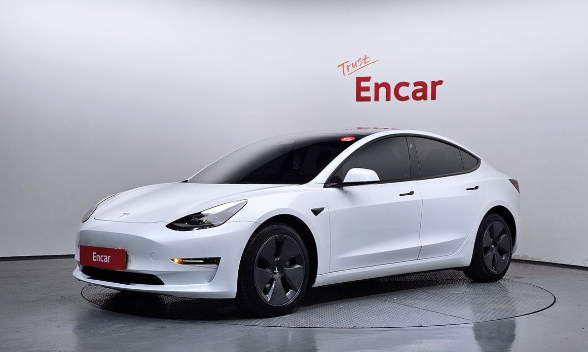 Tesla Model 3 2022