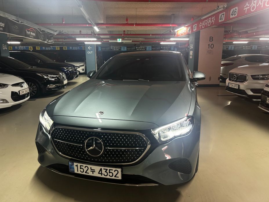 Mercedes-Benz E-Class 2025