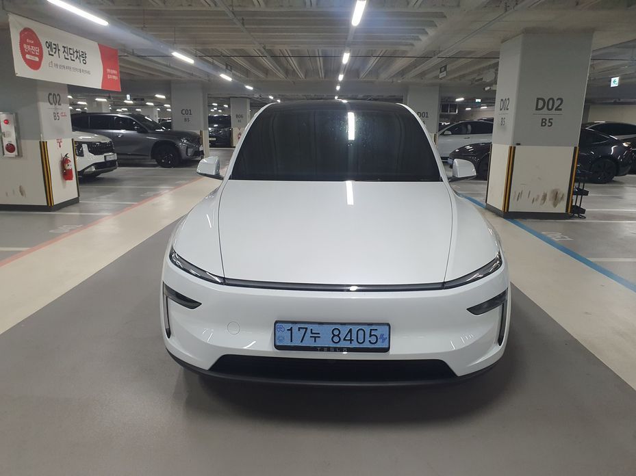 Tesla Model Y 2026