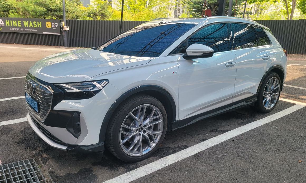 Audi Q4 e-tron 2025