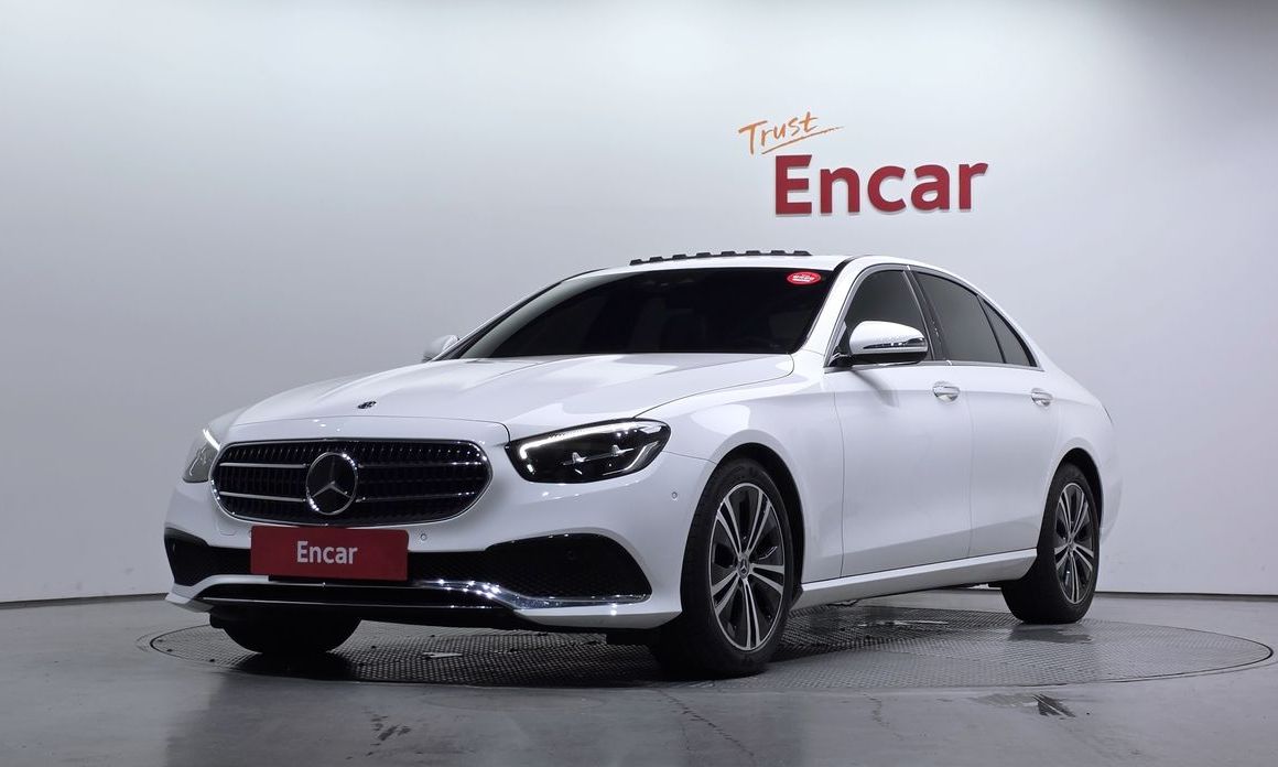 Mercedes-Benz E-Class 2021