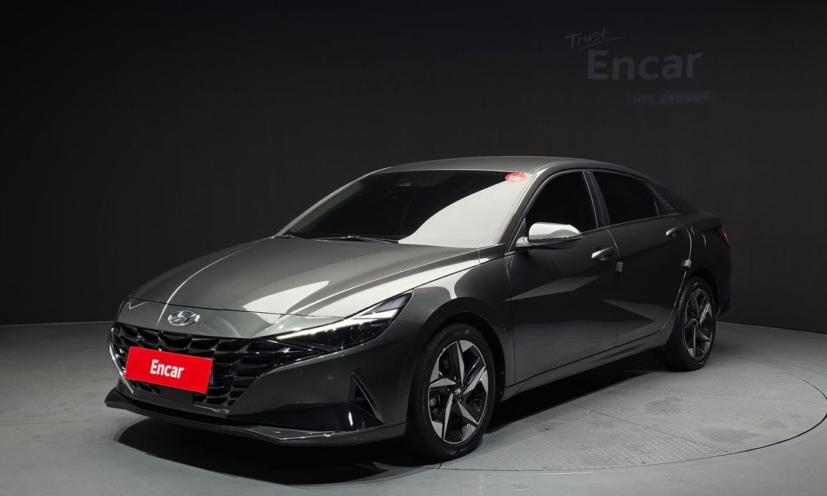 Hyundai AVANTE 2021