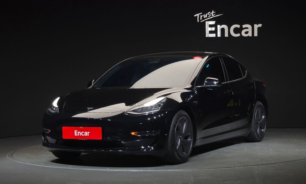 Tesla Model 3 2020