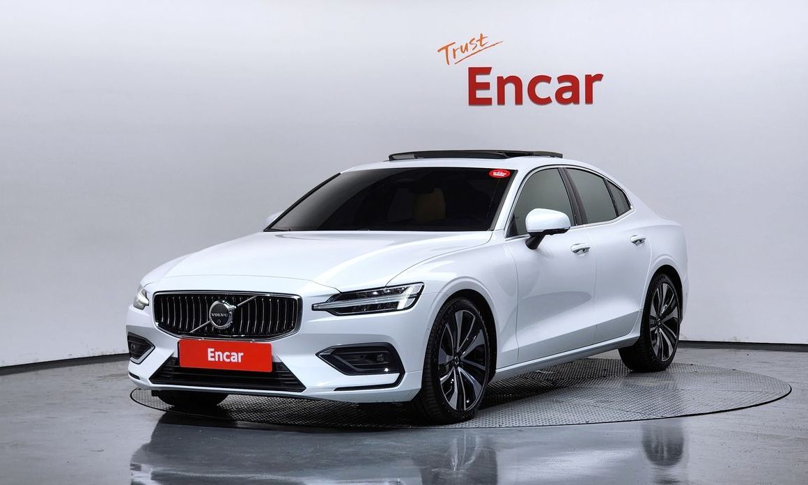 Volvo S60 2024