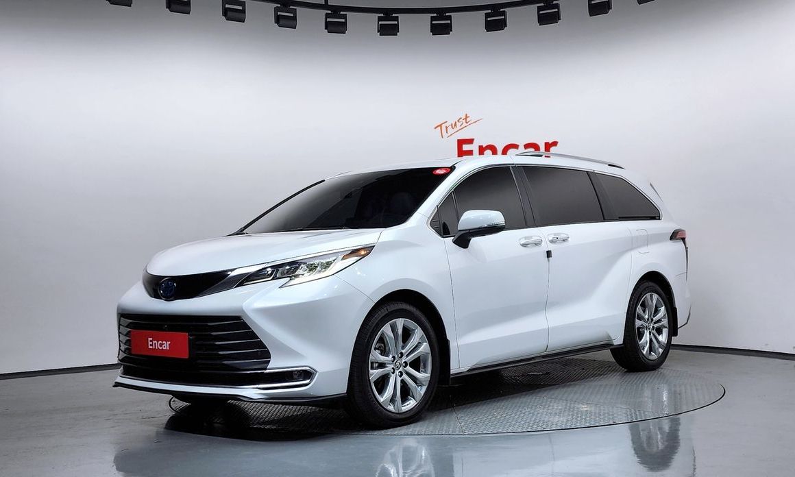 Toyota Sienna 2023