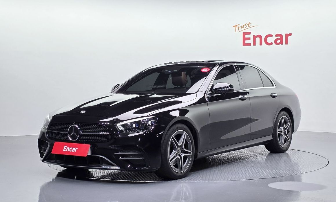 Mercedes-Benz E-Class 2023