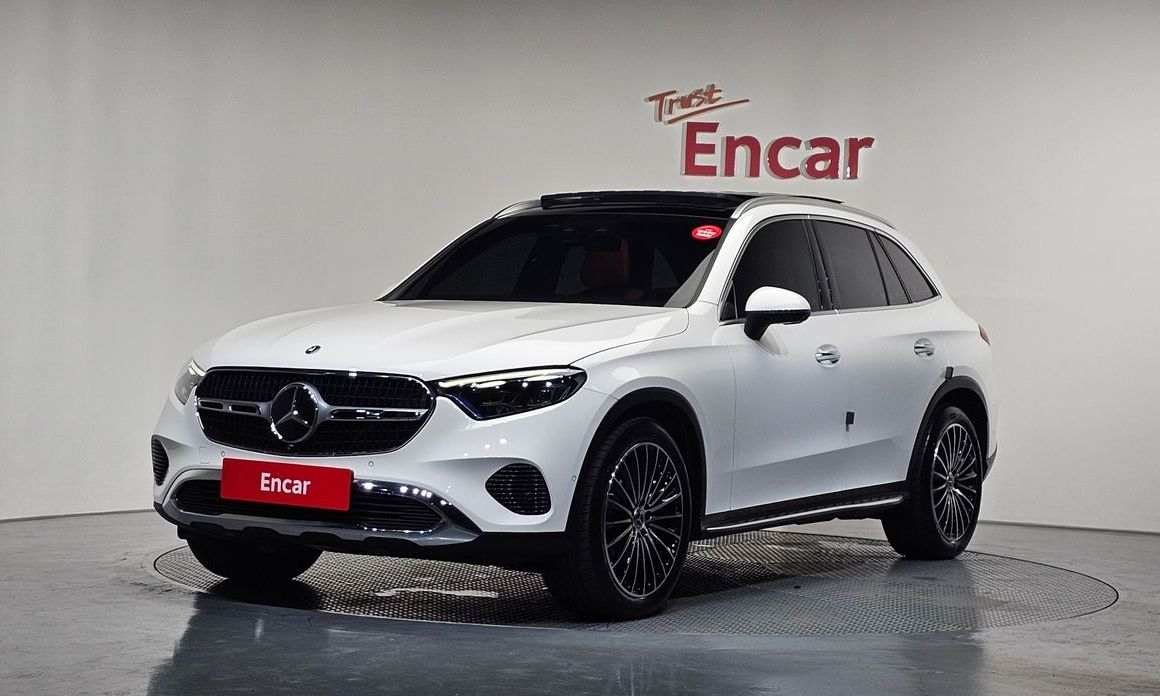 Mercedes-Benz GLC-Class 2025