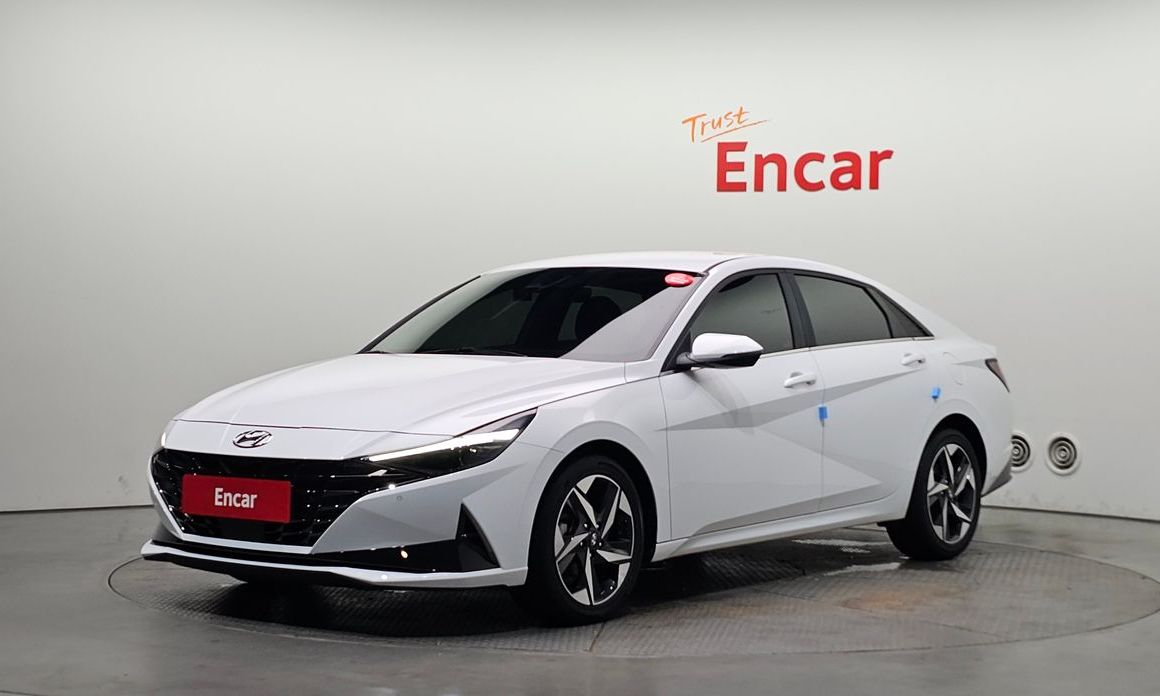 Hyundai AVANTE 2022