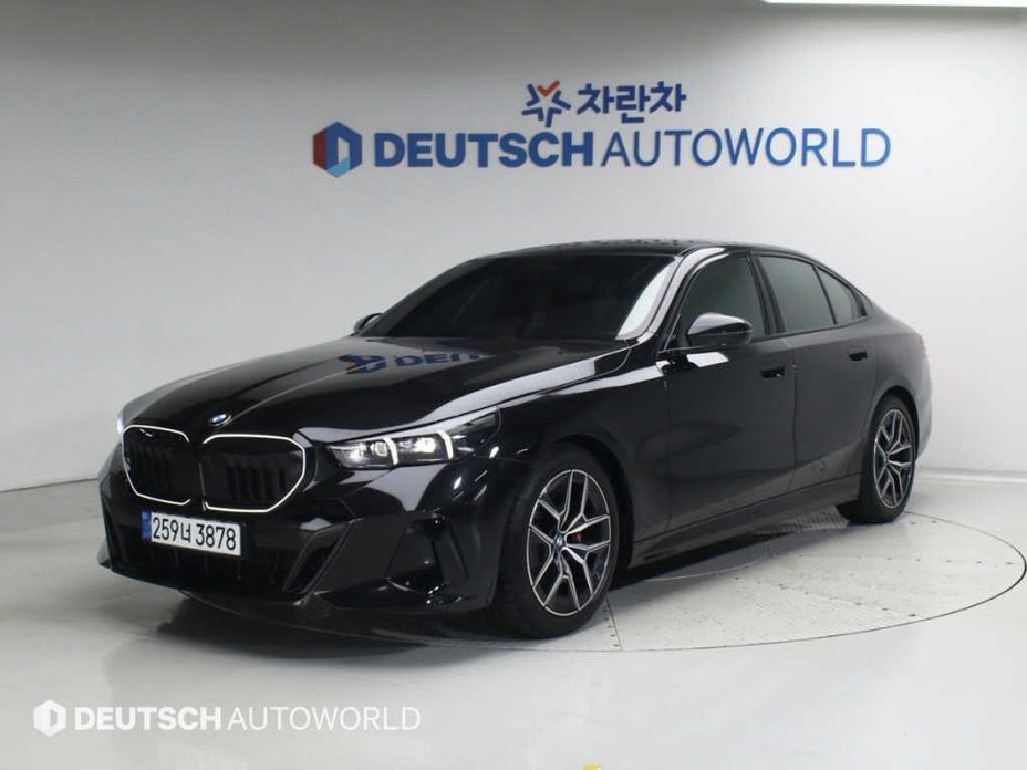 BMW 5-Series 2026