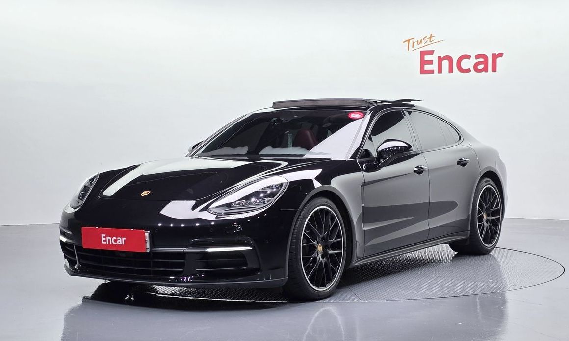 Porsche Panamera 2020