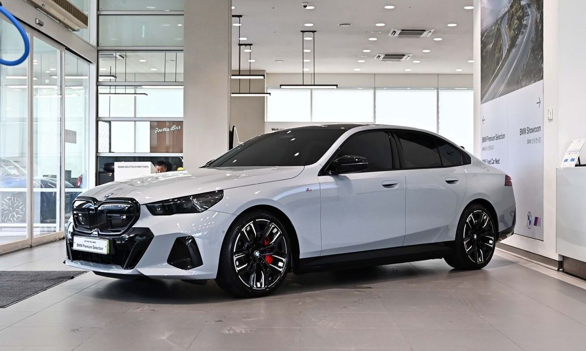 BMW i5 2025