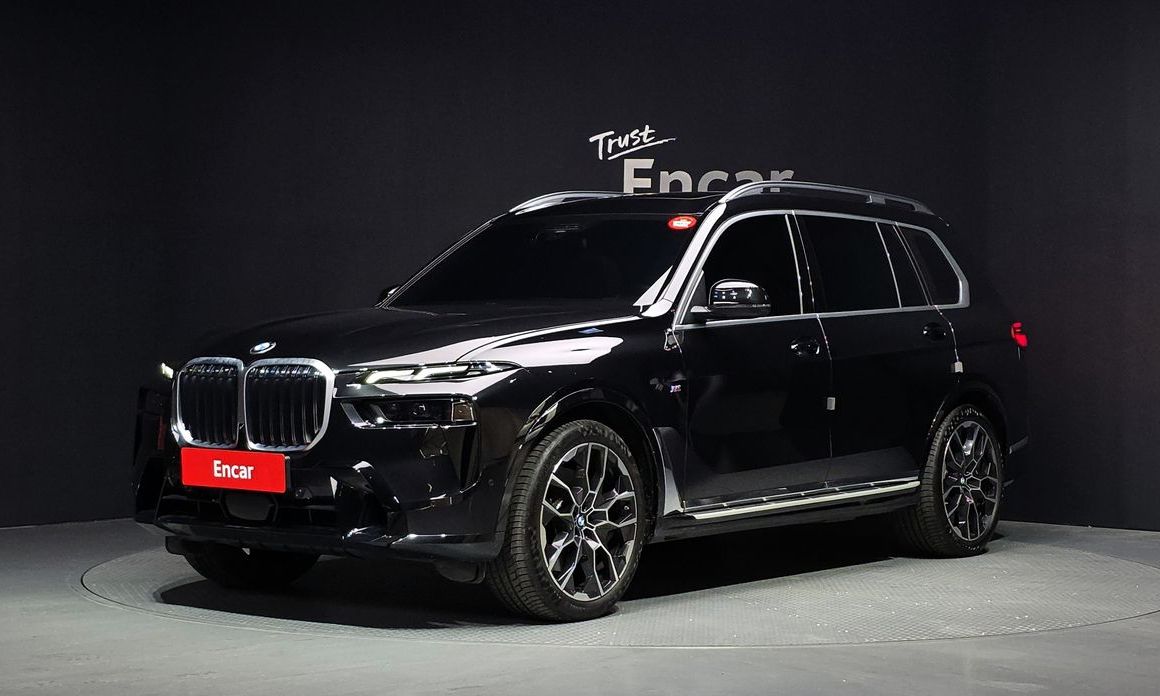 BMW X7 2025