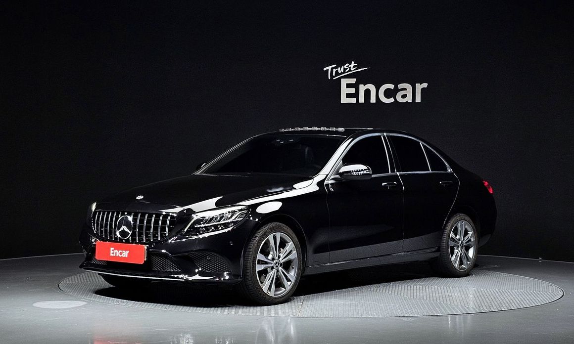 Mercedes-Benz C-Class 2020