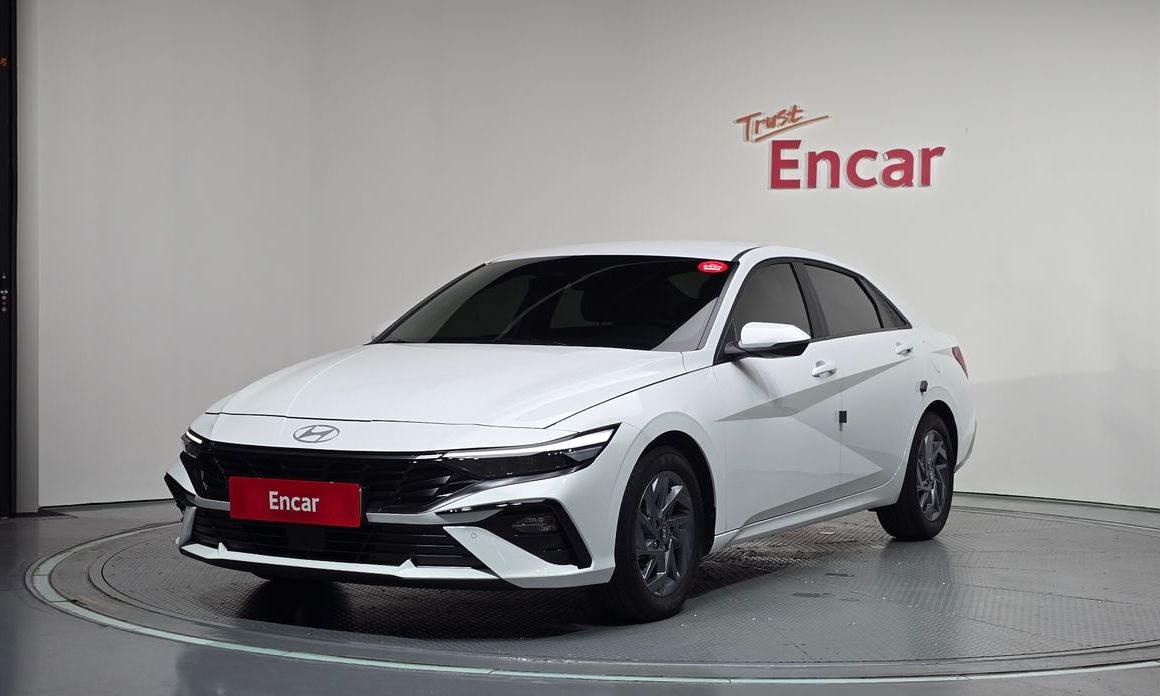 Hyundai AVANTE 2025