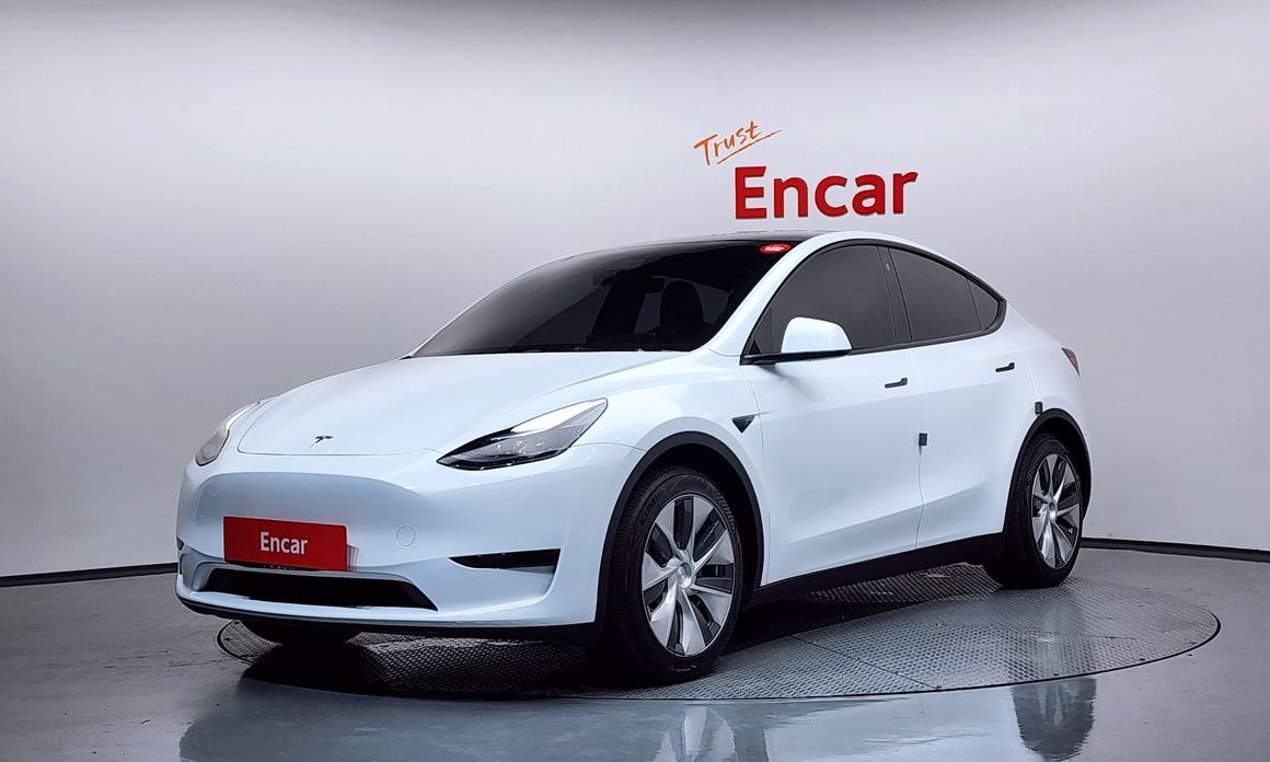 Tesla Model Y 2023