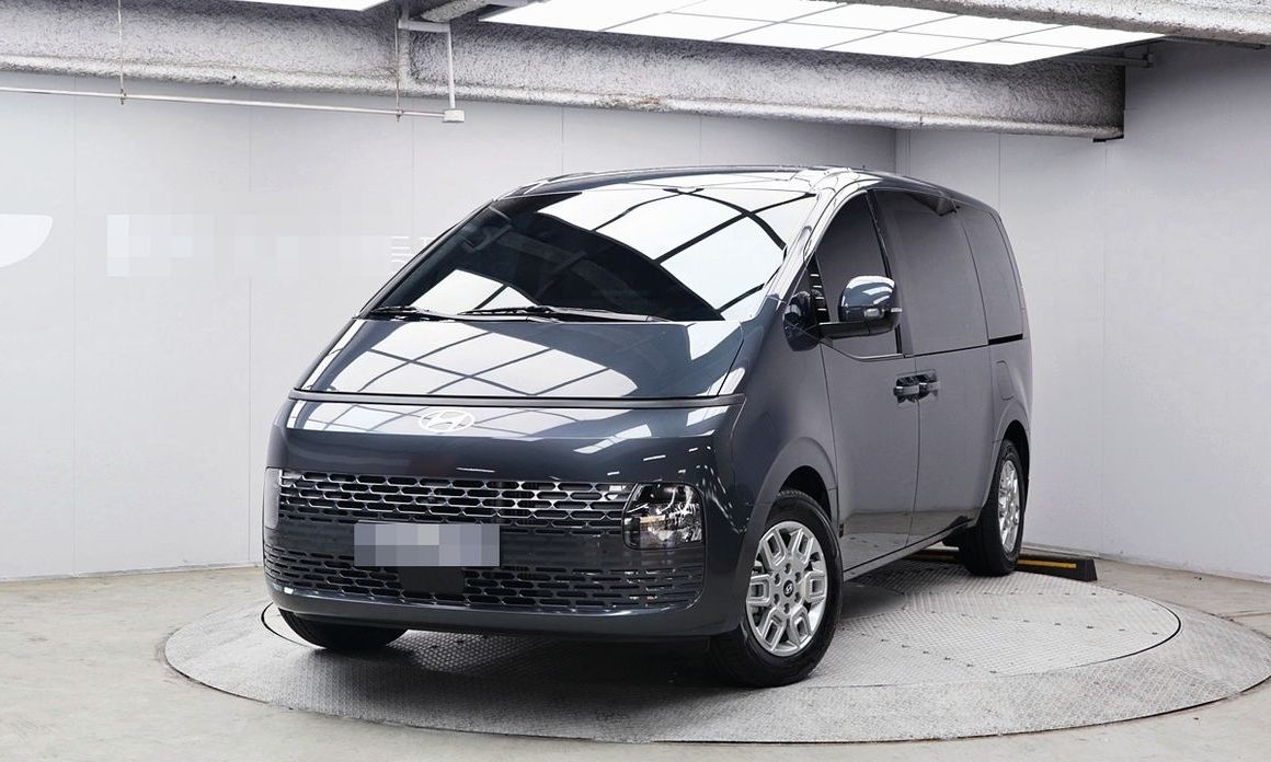 Hyundai Staria 2025
