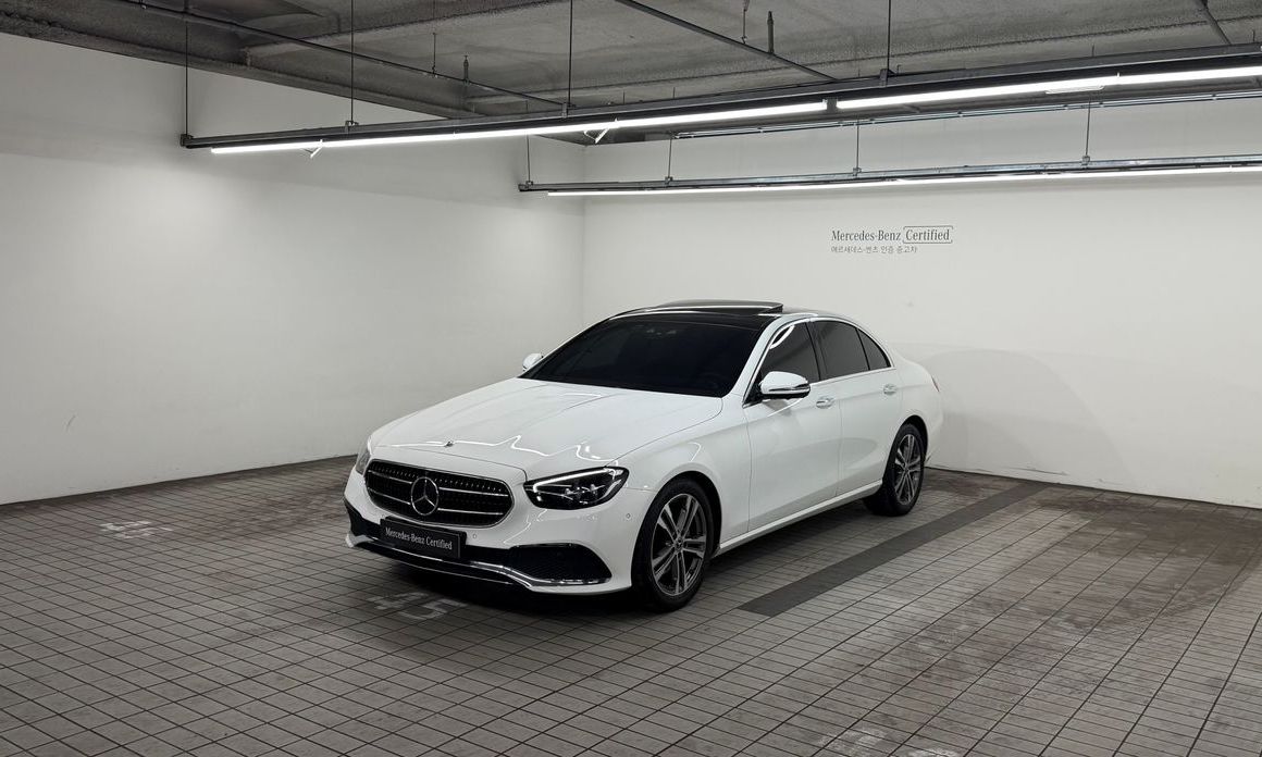 Mercedes-Benz E-Class 2023