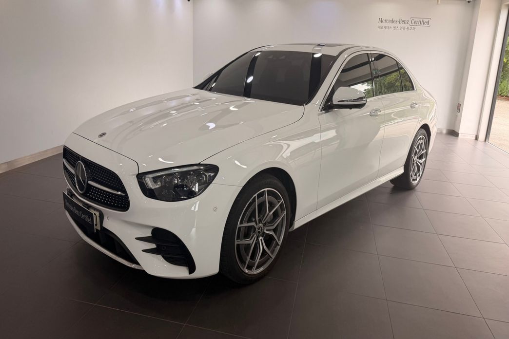 Mercedes-Benz E-Class 2023