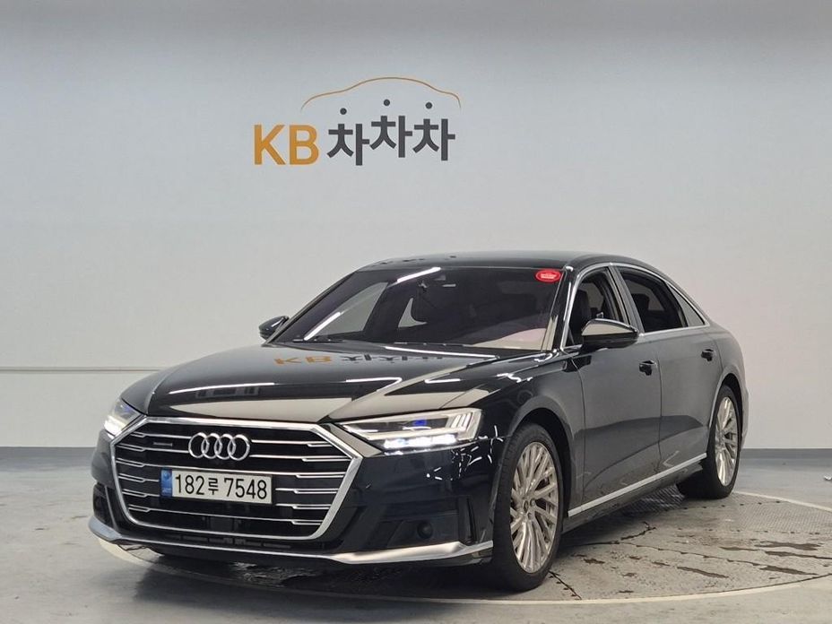 Audi A8 2021
