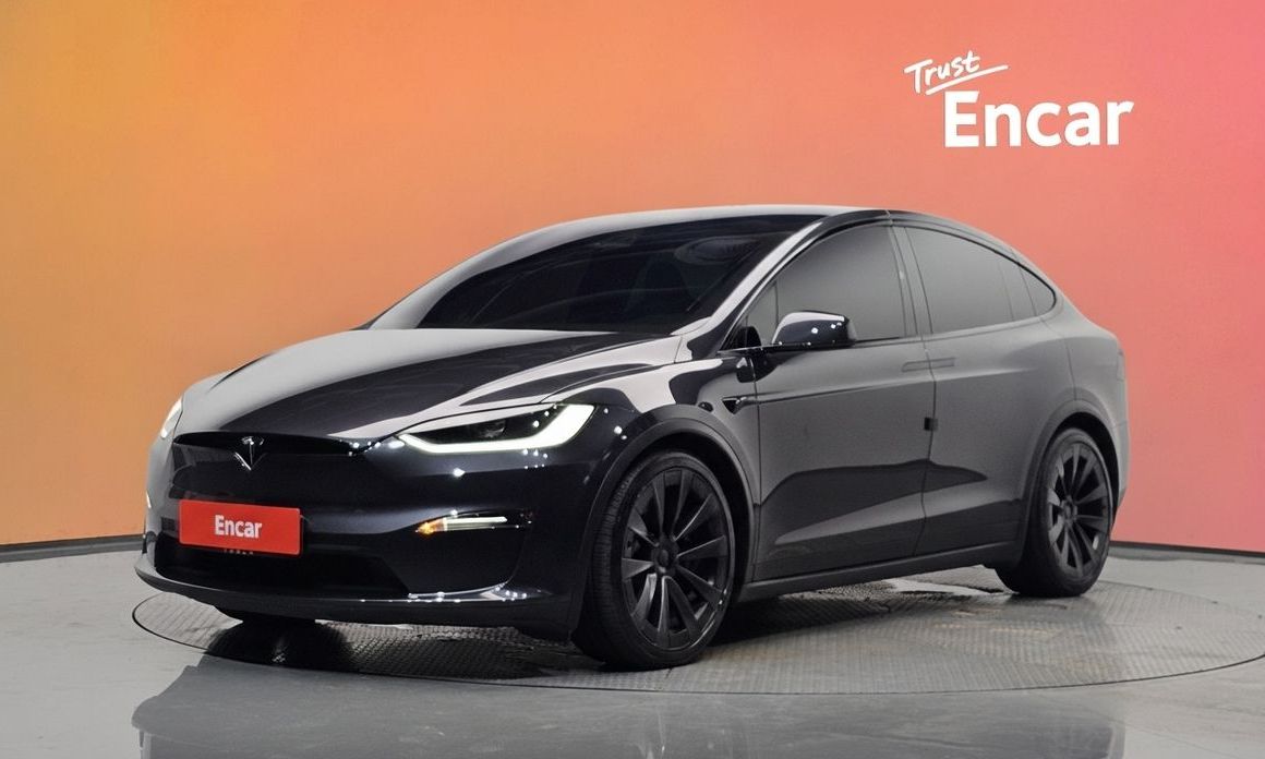 Tesla Model X 2024