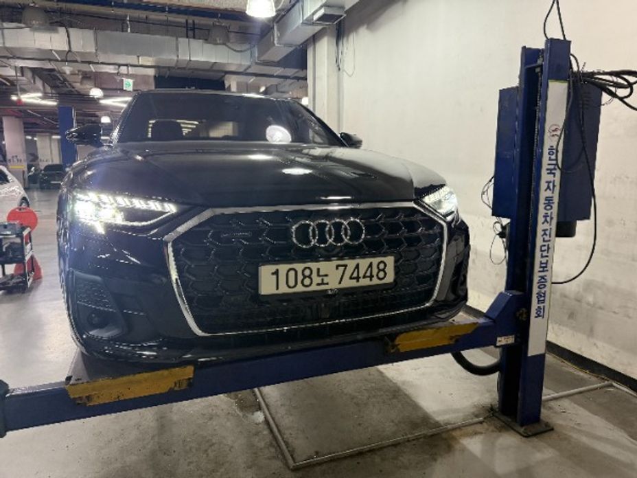 Audi A8 2023