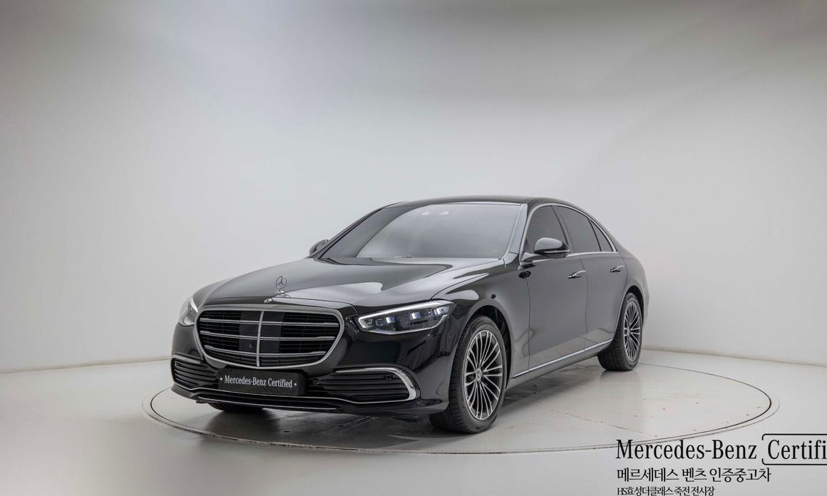 Mercedes-Benz S-Class 2025