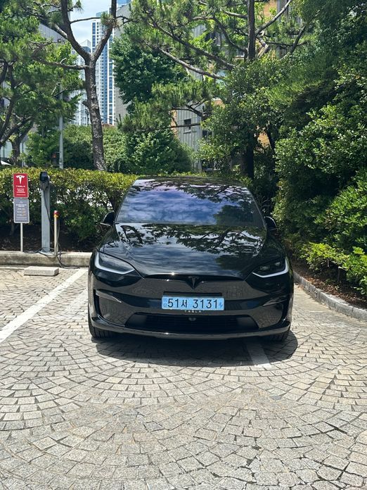 Tesla Model X 2026