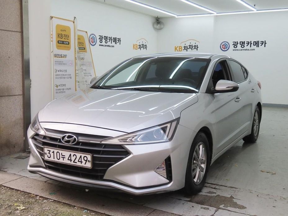 Hyundai AVANTE 2019