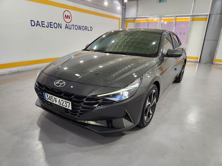 Hyundai AVANTE 2021