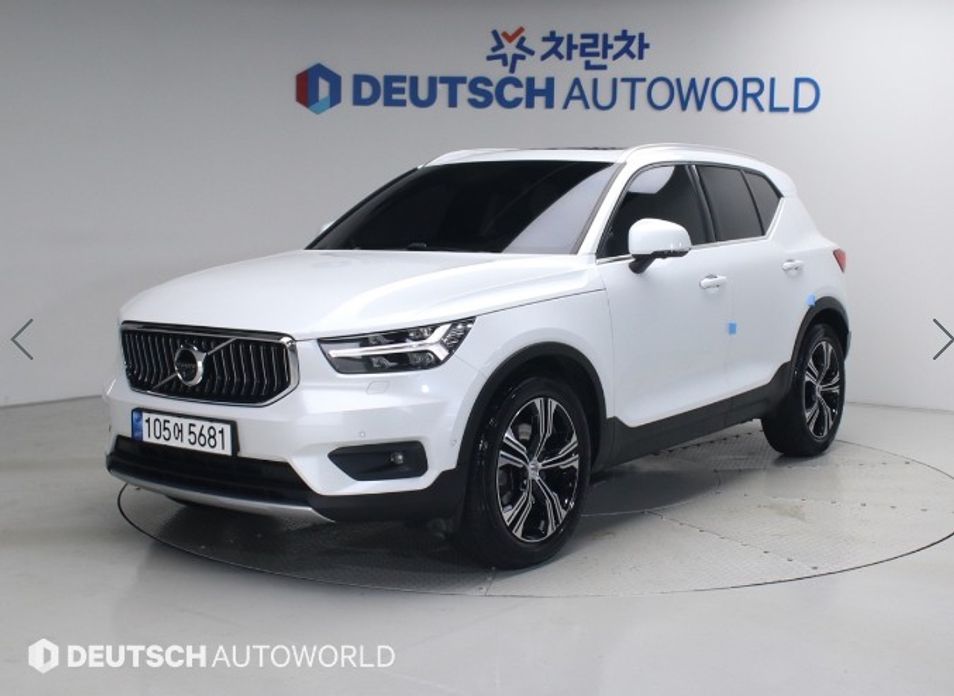 Volvo XC40 2021