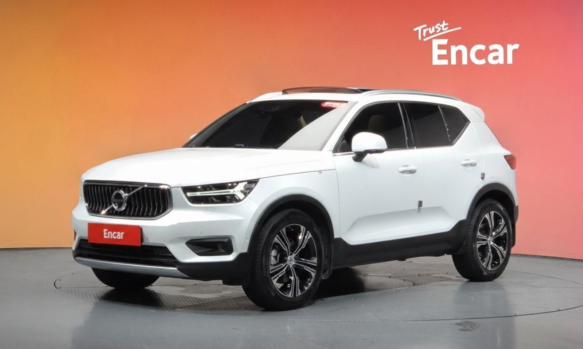 Volvo XC40 2021