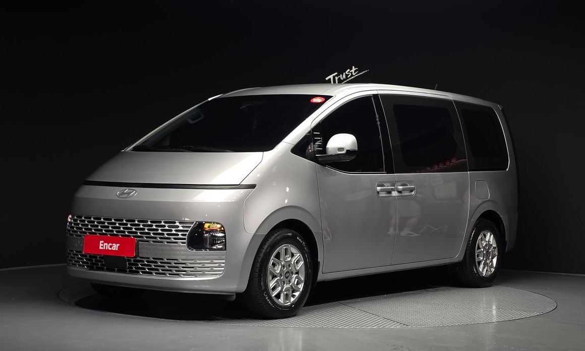 Hyundai Staria 2025