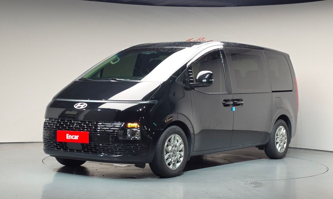 Hyundai Staria 2025
