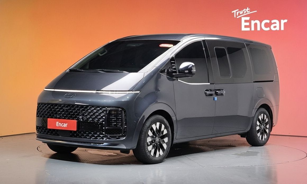 Hyundai Staria 2025