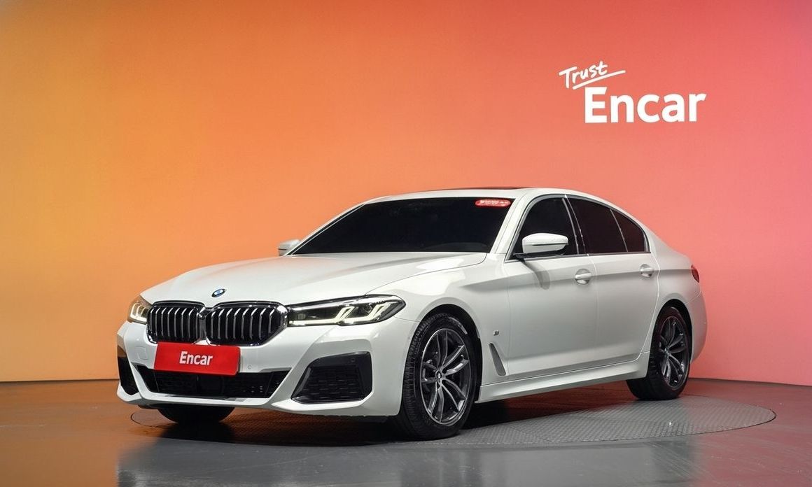 BMW 5-Series 2023