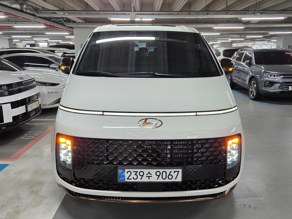Hyundai Staria 2025