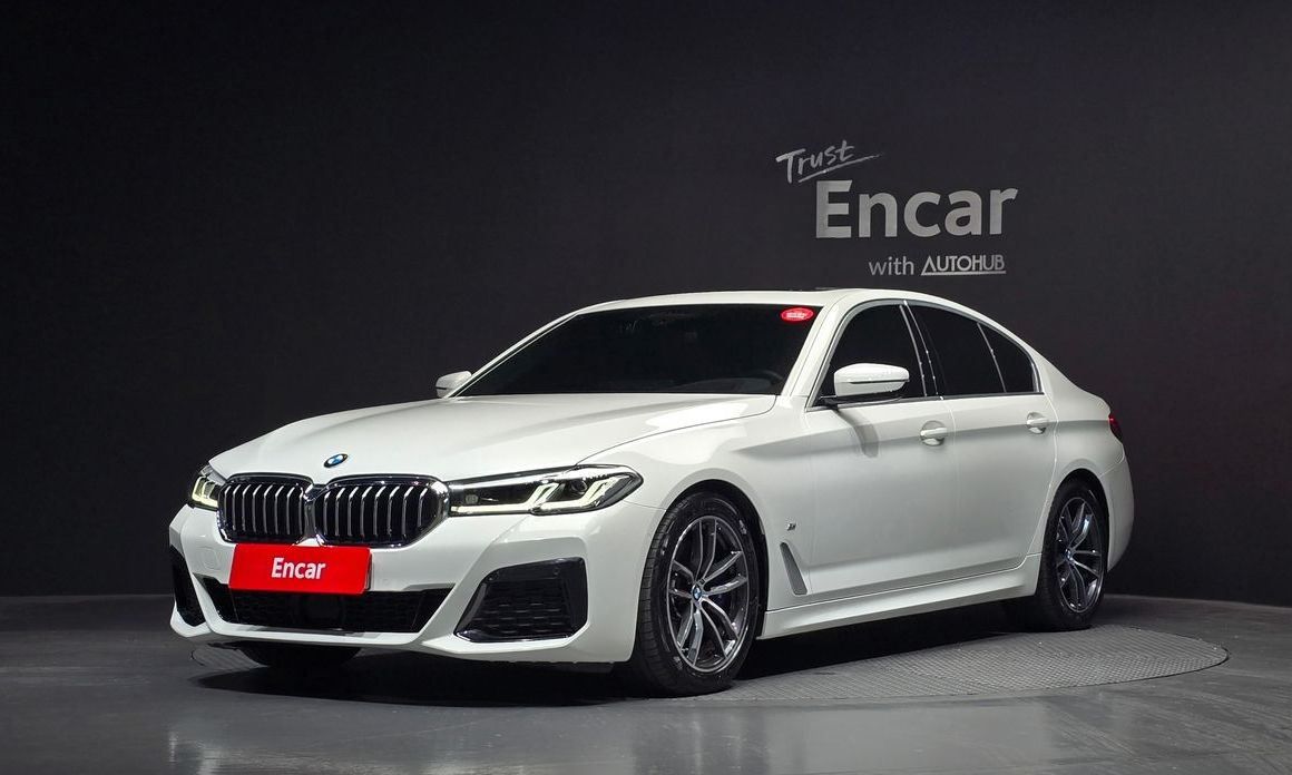 BMW 5-Series 2023