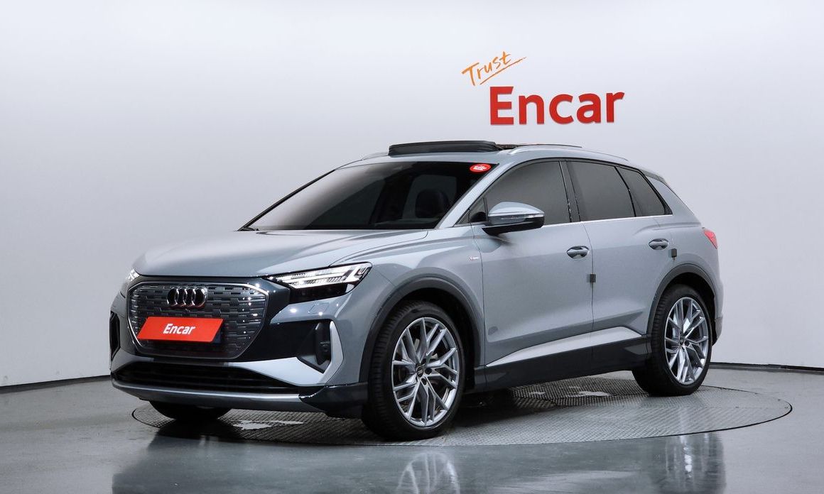 Audi Q4 e-tron 2025