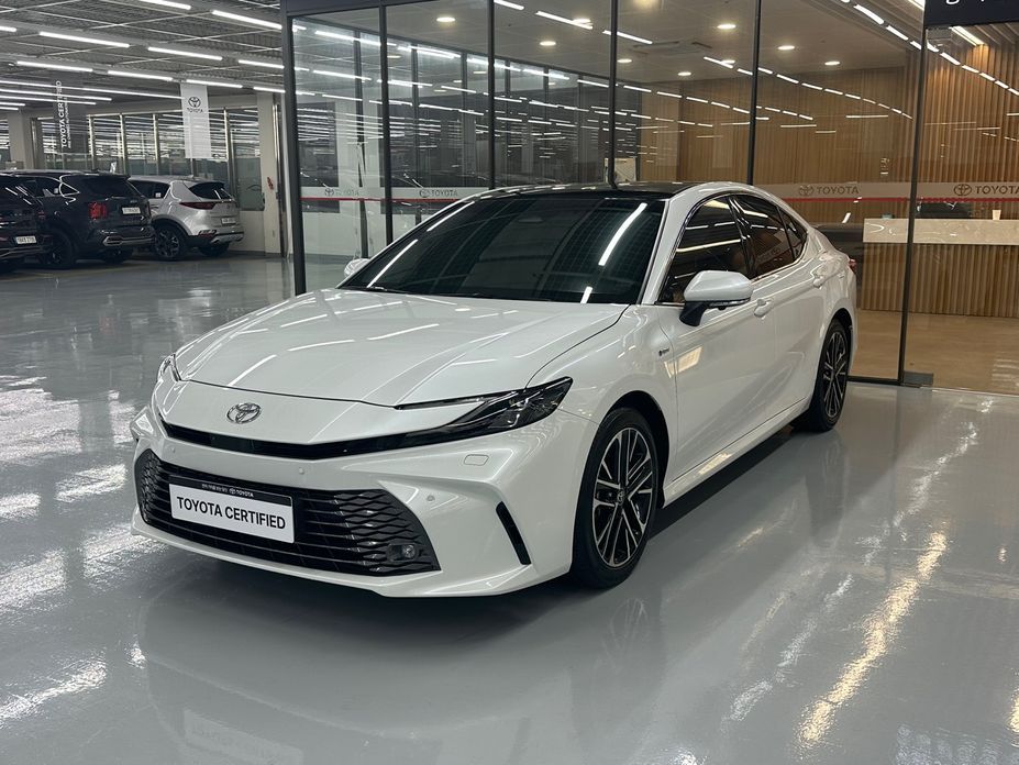 Toyota Camry 2025