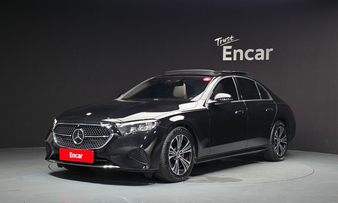 Mercedes-Benz E-Class 2025