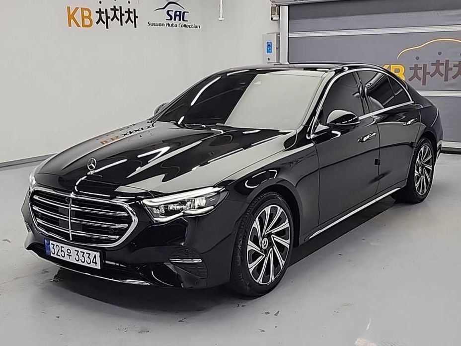 Mercedes-Benz E-Class 2026