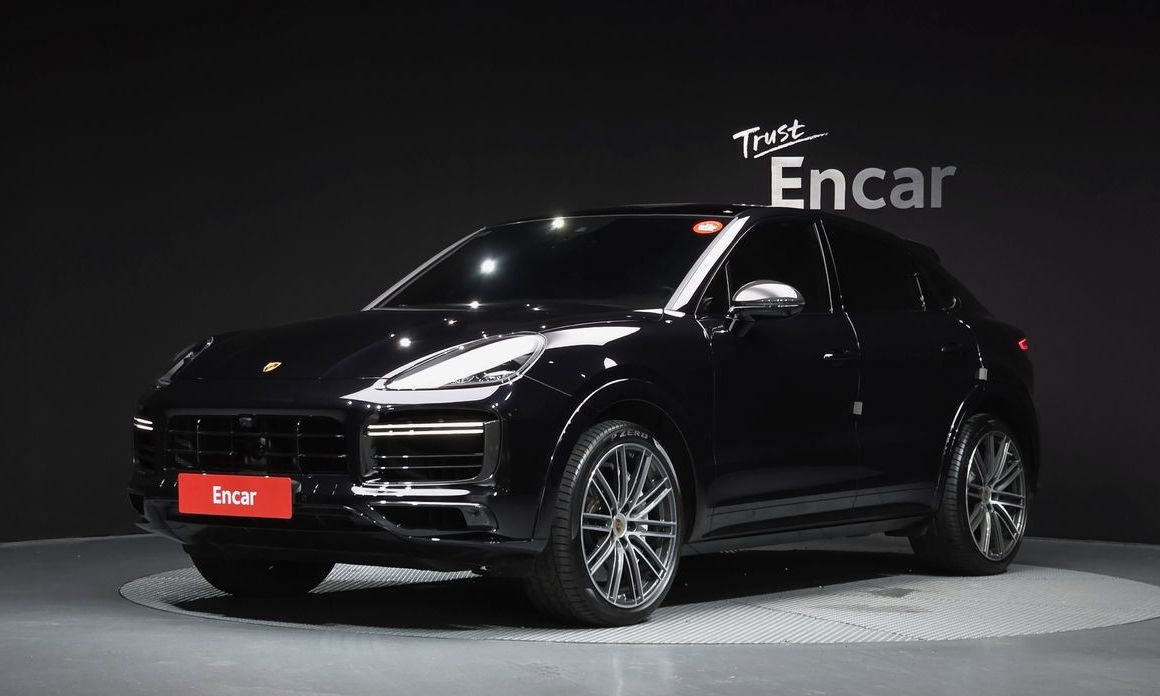 Porsche Cayenne 2021