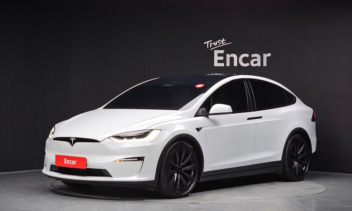 Tesla Model X 2023