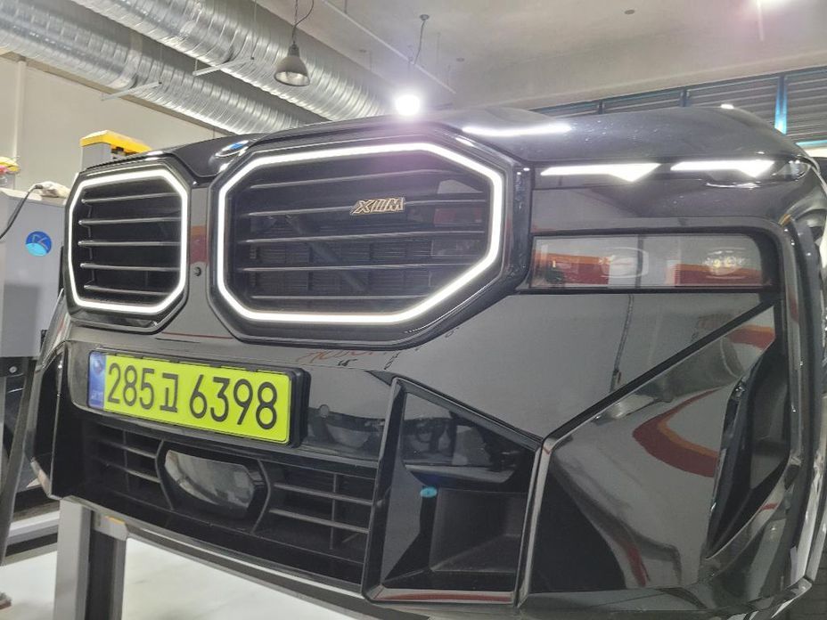 BMW XM 2024