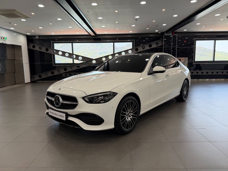 Mercedes-Benz C-Class 2024