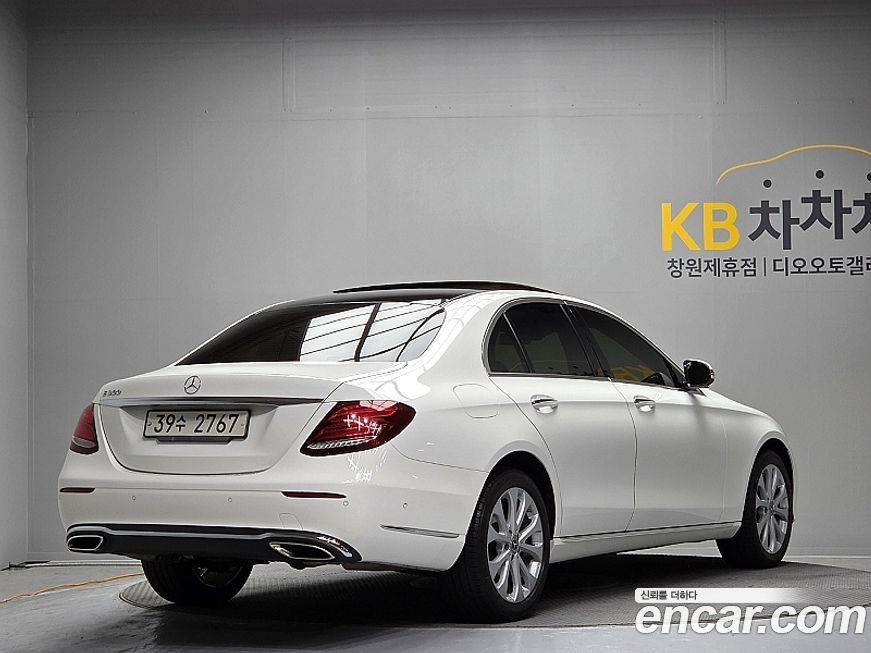 Mercedes-Benz E-Class 2017