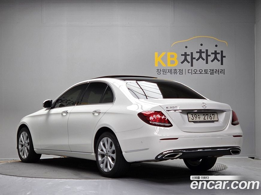 Mercedes-Benz E-Class 2017