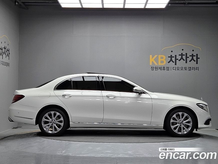 Mercedes-Benz E-Class 2017