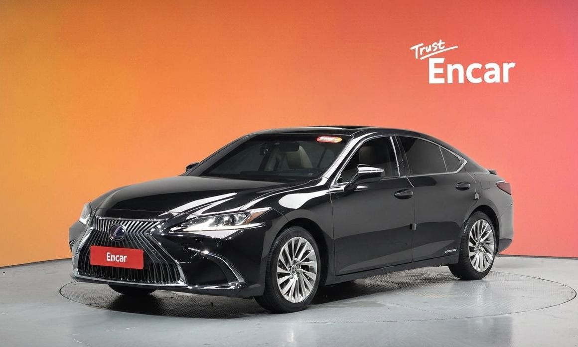 Lexus ES 2019