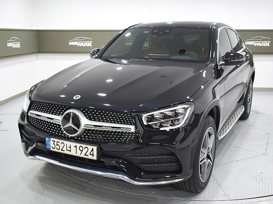 Mercedes-Benz GLC-Class 2021